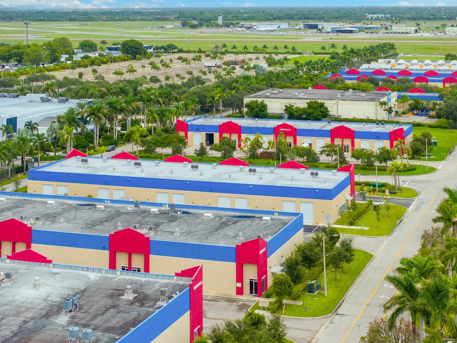 Zacarias Commercial Center 1-3